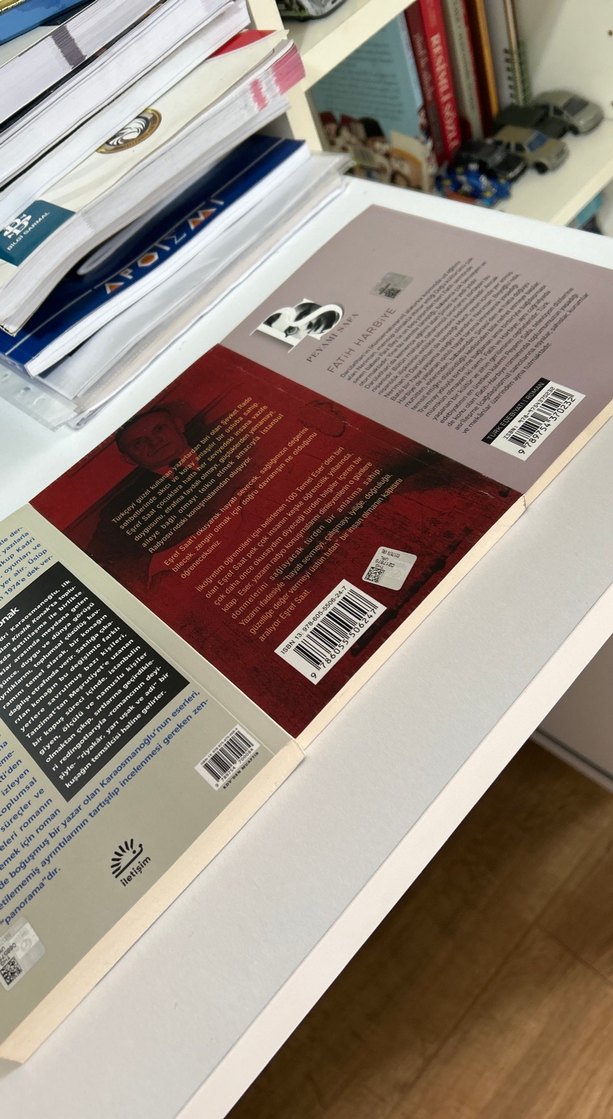 Kiralık Konak, Eşref Saati ve Fatih Harbiye Kitapları - Görsel 3