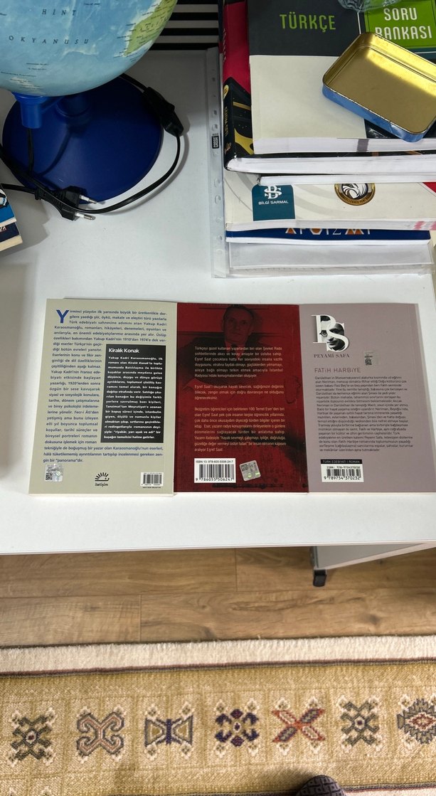 Kiralık Konak, Eşref Saati ve Fatih Harbiye Kitapları - Görsel 2