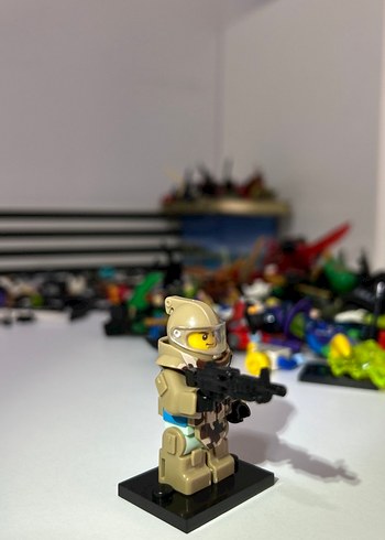 Beden Bej Asker Temalı lego zırh ve silah