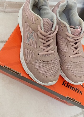 Kinetix pembe spor ayakkabı 