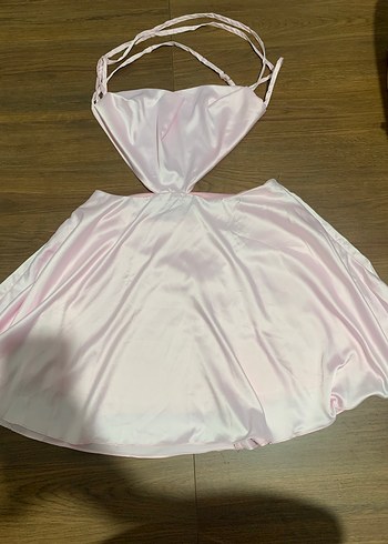 Pembe Midi İnce Askılı Elbise