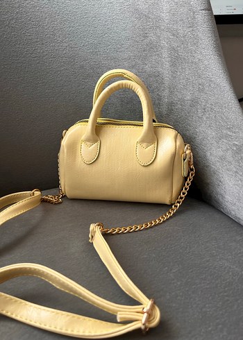Zincir Detaylı Sarı Deri Kadın Çanta - Görsel 3