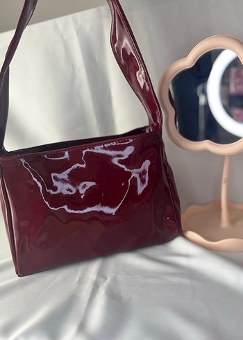 Bordo Parlak Deri Kadın El Çantası - Görsel 2