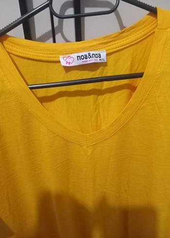 Hardal V Yaka Kısa Kollu Kadın Tişört - Görsel 4