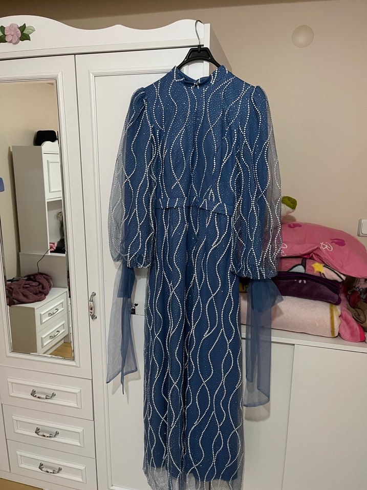 Baştan Aşağı Simli Mavi Abiye - Görsel 4