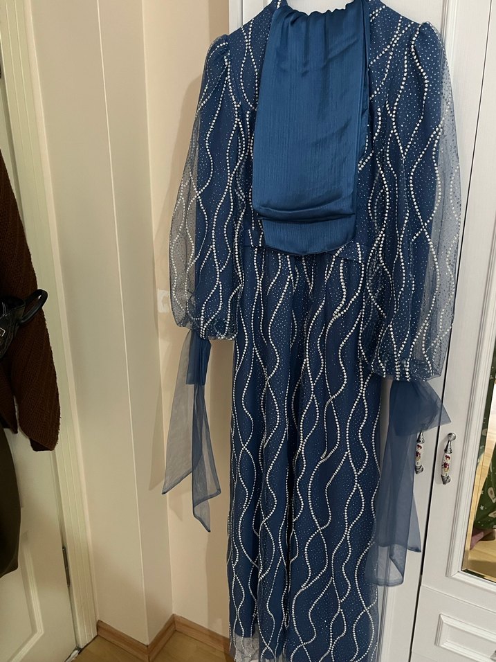 Baştan Aşağı Simli Mavi Abiye - Görsel 3