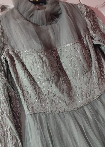 Gri İşlemeli Abiye - Görsel 3