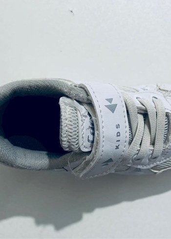 Beyaz Erkek Çocuk Spor Ayakkabı Velcro - Görsel 4