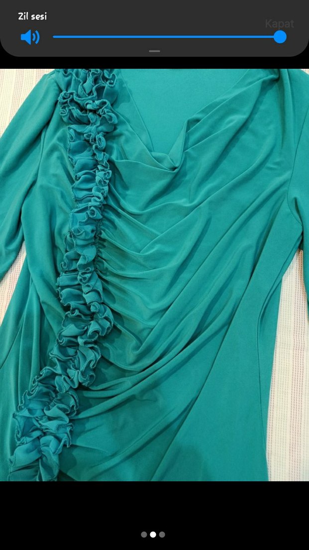 Uzun Kollu Turkuaz Fırfırlı V Yaka Bluz - Görsel 2