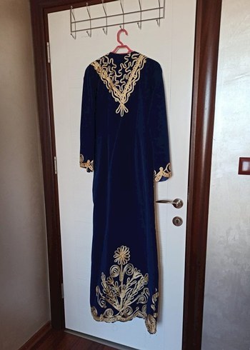 Refka Tesettür Giyim Uzun Kollu Mavi Nakışlı Henna Elbise