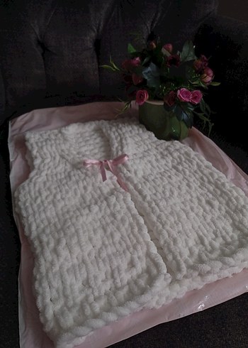 Kız Çocuk Beyaz Örgü Süveter - Görsel 2