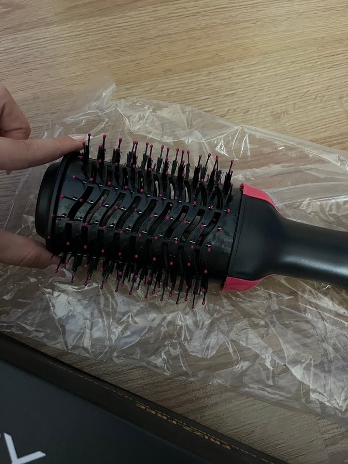 Siyah Saç Düzleştirici ve Kurutucu Fön Fırçası - Görsel 3