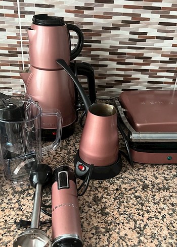 Pembe Çok Fonksiyonlu Mutfak Aletleri Seti