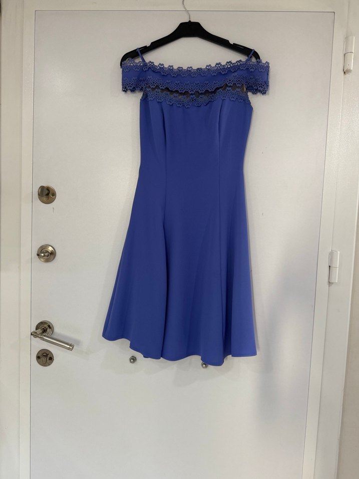 Mavi Dantel Detaylı Mini Gece Elbisesi - Görsel 2