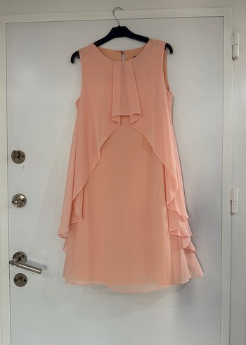 Bej Midi Kolsuz Fırfırlı Elbise - Görsel 3