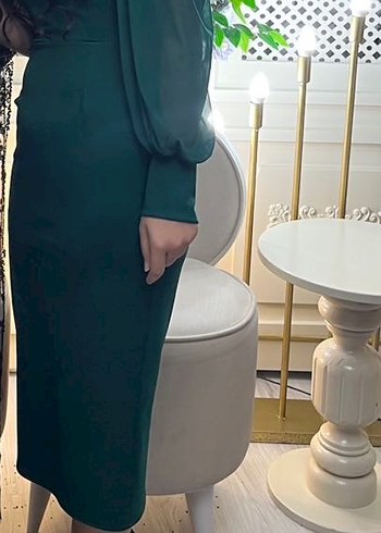 Uzun Kollu Kemerli Yeşil Kalem Elbise - Görsel 2