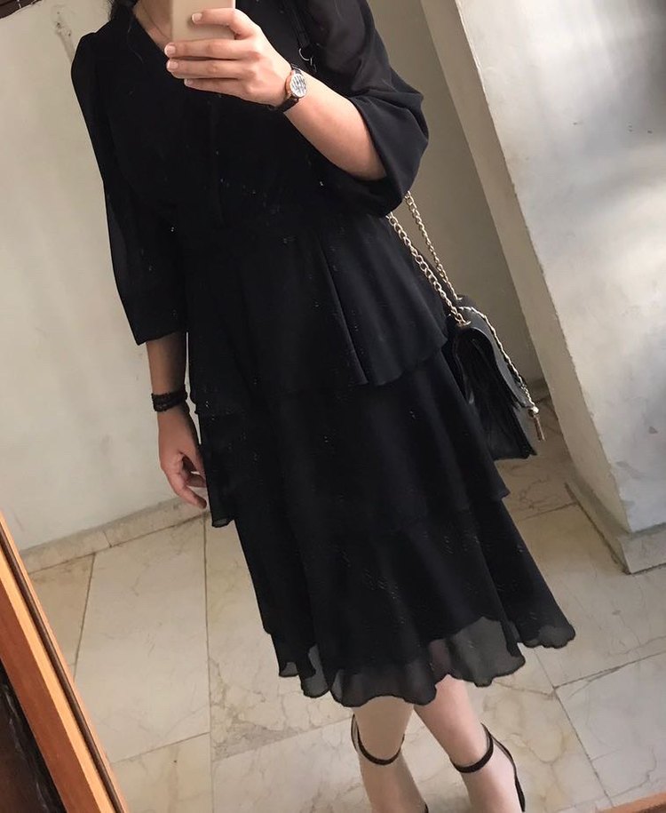 Uzun Siyah Kemerli V Yaka Kadın Elbise - Görsel 2