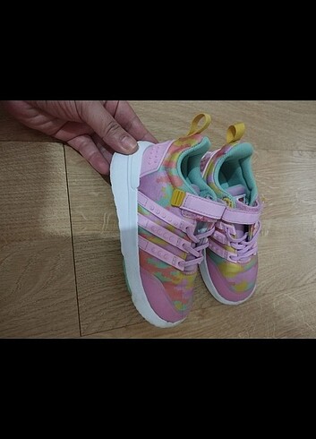 25 Beden Adidas lego spor ayakkabısı