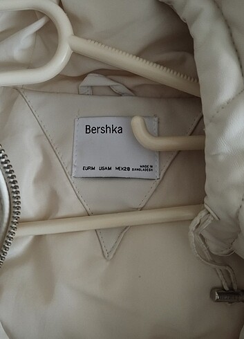 Bershka Berska mont