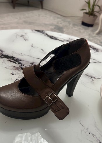 Kahverengi Deri Platform Topuklu Kadın Ayakkabı - Görsel 5