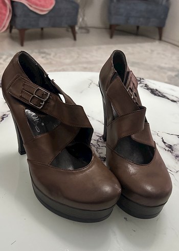 Kahverengi Deri Platform Topuklu Kadın Ayakkabı - Görsel 3