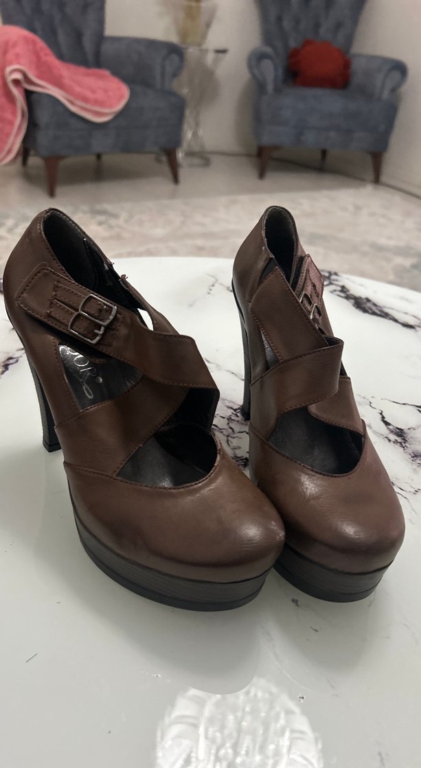 Kahverengi Deri Platform Topuklu Kadın Ayakkabı - Görsel 3
