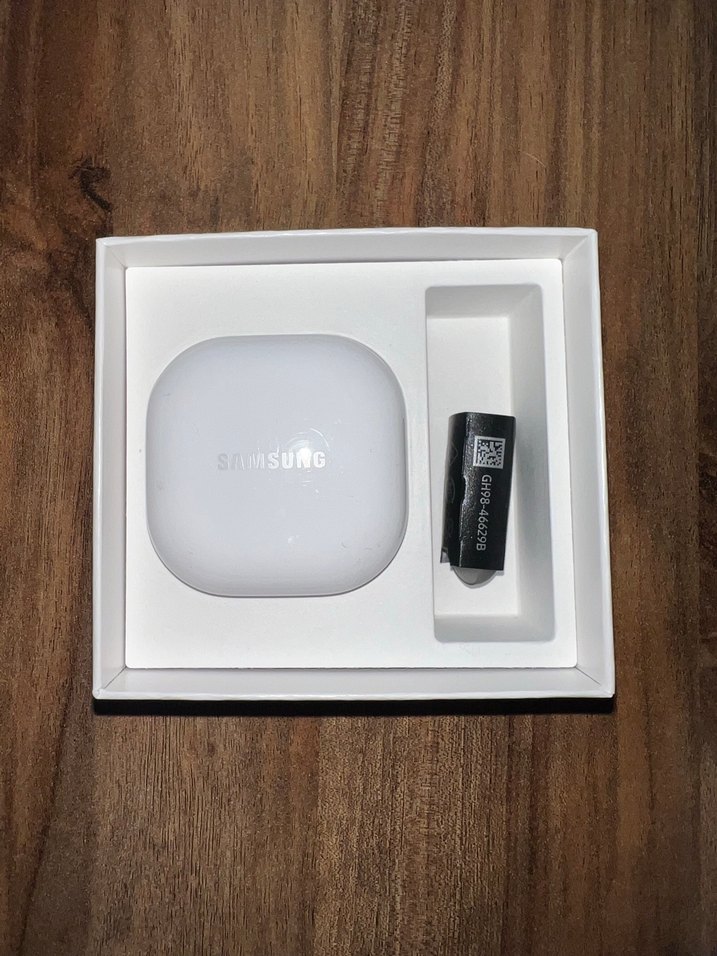 Samsung Siyah Kablosuz Kulaklık - Görsel 2