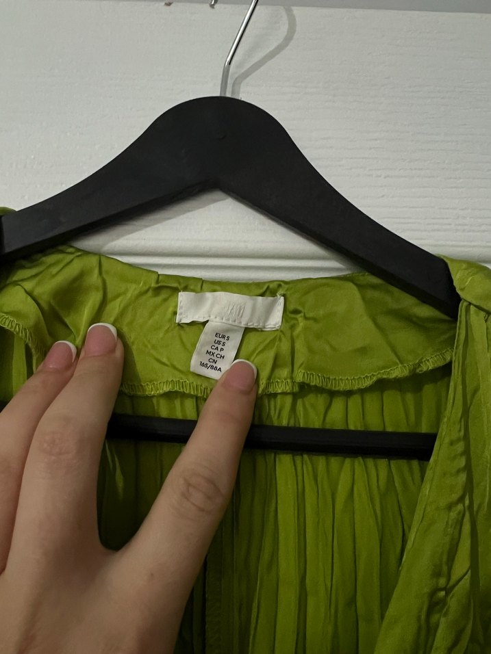 Yeşil Pilili Uzun Keten Elbise - Görsel 3