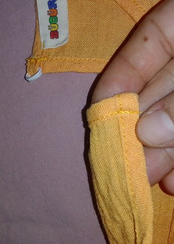 Kız Çocuk Sarı Kolsuz İncili Fırfırlı Bluz - Görsel 3