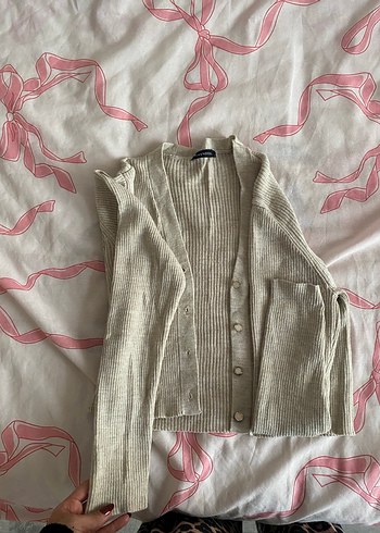 Bej Düğmeli  Uzun Kollu Hırka - Görsel 4