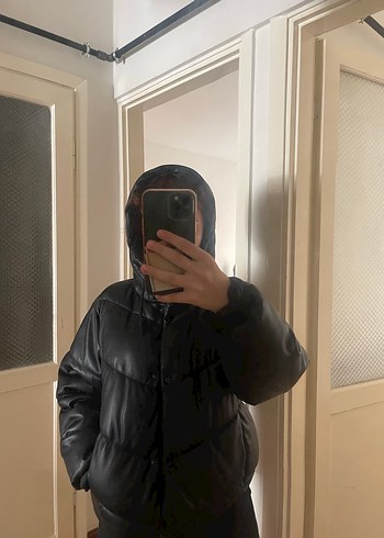 m Beden Düğmeli Siyah Deri Kadın Kışlık Mont