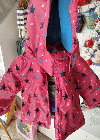 Renkli Desenli Kız Çocuk Kapüşonlu Mont - Görsel 4