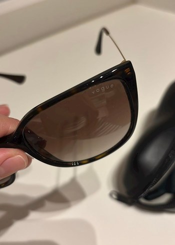 Vogue Leopar Desen Kadın Güneş Gözlüğü - Görsel 4