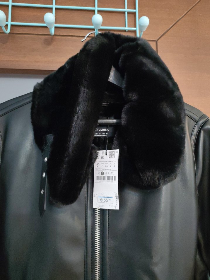 Stradivarius Kürklü Siyah Deri Biker Ceket - Görsel 4