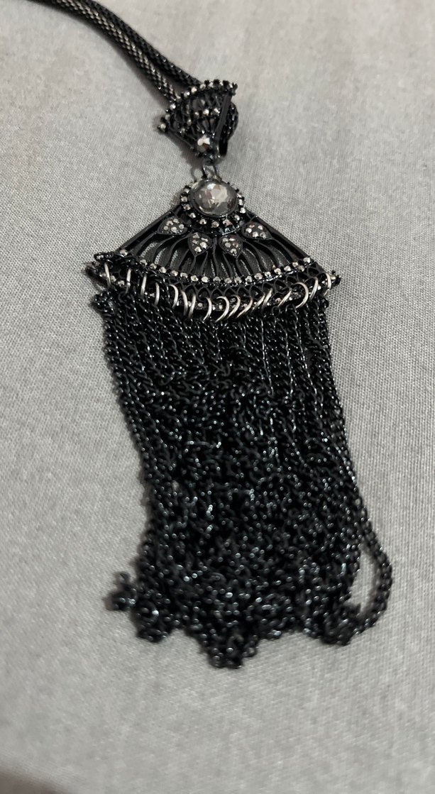 Uzun Zincir Detaylı Siyah Gotik Kolye - Görsel 3