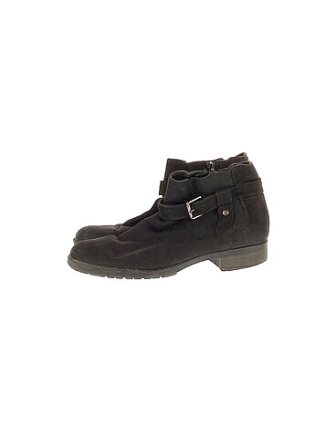 PreLoved Bot %70 İndirimli.