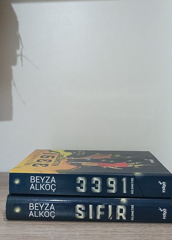 Beyza Alkoç Romanları: 33911 ve Sıfır