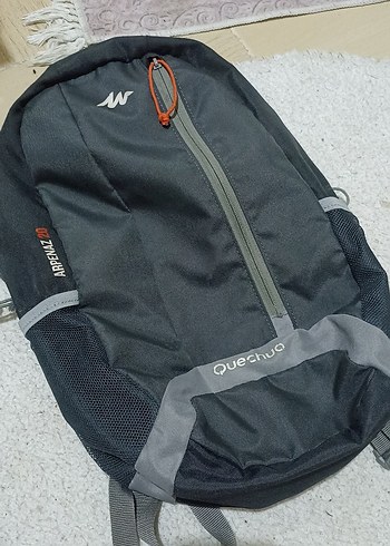 Gri Quechua Sırt Çantası - Görsel 5