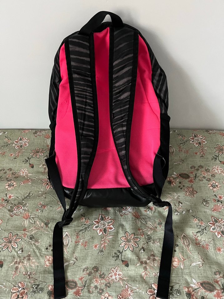 Kadın Siyah Pembe Nike Spor Sırt Çantası - Görsel 2