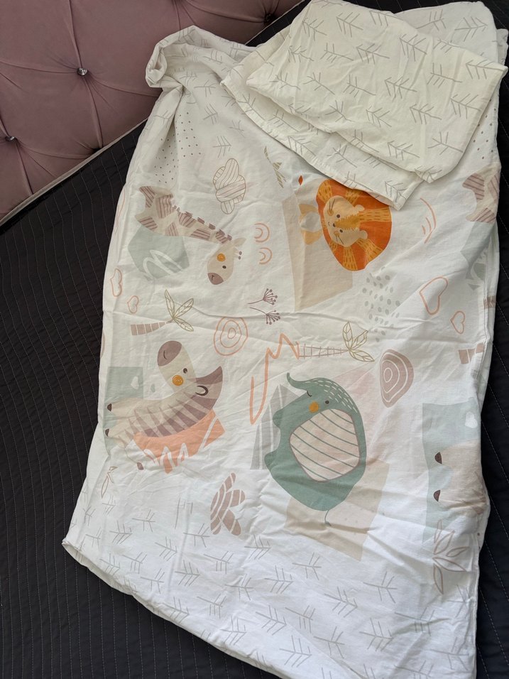 Çocuklar için Baskılı yorgan kılıfı ve yastık - Görsel 2