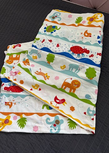 Çocuklar için Renkli Baskılı yorgan kılıfı - Görsel 2