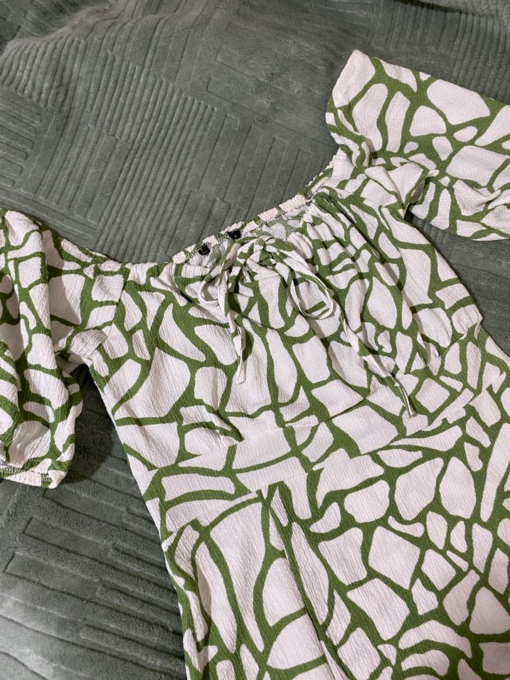 Yeşil Yılan Desenli Mini Sokak Elbisesi - Görsel 3