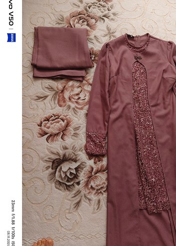 Bordo Nakış Detaylı Uzun Kadın Elbise - Görsel 2