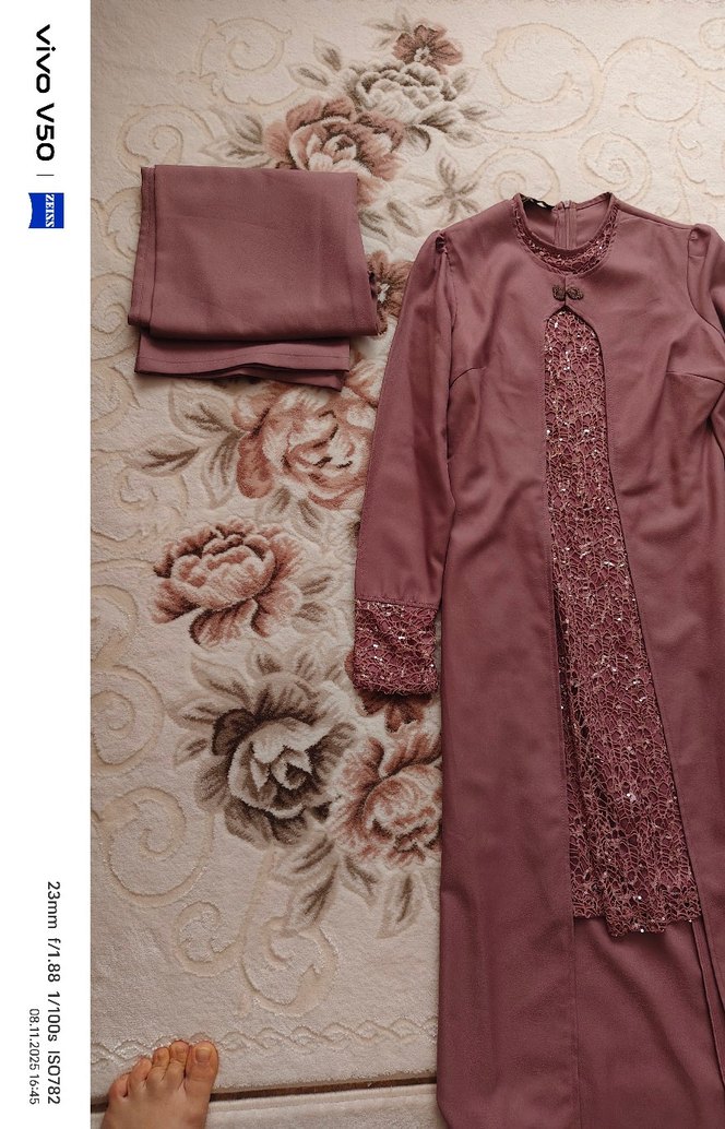 Bordo Nakış Detaylı Uzun Kadın Elbise - Görsel 2