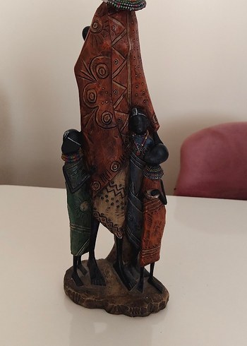 Koyu Renkli Ahşap Aile Figürü - Görsel 5