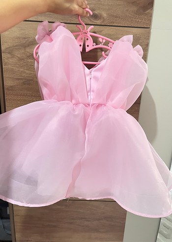 Pembe Kız Çocuk Fırfırlı V Yaka Elbise