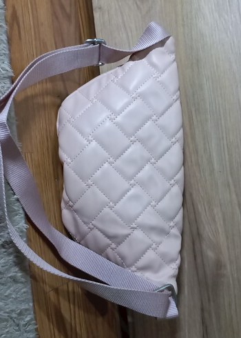 Pudra Pembesi Kapitoneli Kemerli Kadın Çantası - Görsel 2