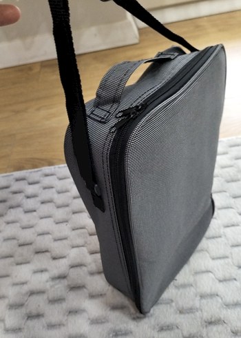 Siyah Termos Seti ve Bardaklar - Görsel 3