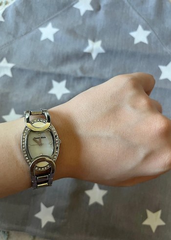 Gri renkte ince detaylı Kadın Saati - Görsel 2