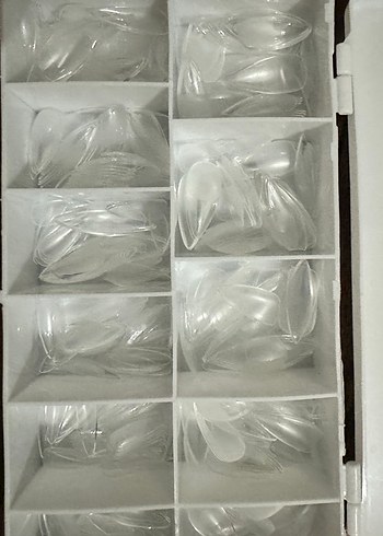 Bej Renkli Şeffaf Tırnak Uçları Seti - Görsel 2